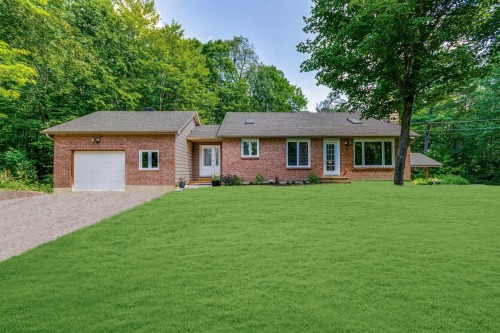 14 Rue de Jasper  Cantley, QC J8V 3B2