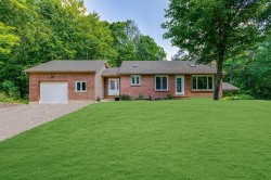 14 Rue de Jasper  Cantley, QC J8V 3B2