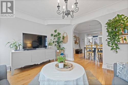 2399 Glenwood School Drive, Burlington, ON - Indoor