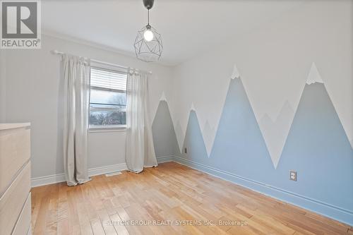 2399 Glenwood School Drive, Burlington, ON - Indoor Photo Showing Other Room