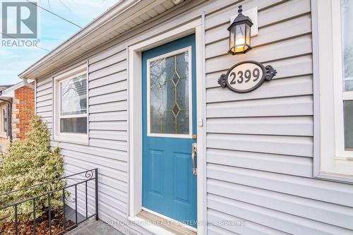 2399 Glenwood School Drive, Burlington, ON - Outdoor With Exterior