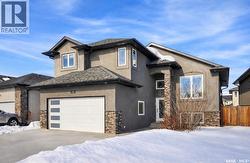 271 Whalley CRESCENT  Saskatoon, SK S7T 0E6
