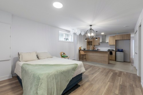 Living Room - 26A Rue De La Tourterelle, Brownsburg-Chatham, QC - Indoor Photo Showing Bedroom