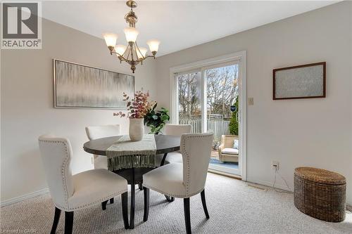 2427 Headon Forest Drive, Burlington, ON - Indoor Photo Showing Dining Room