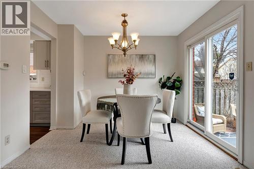 2427 Headon Forest Drive, Burlington, ON - Indoor Photo Showing Dining Room
