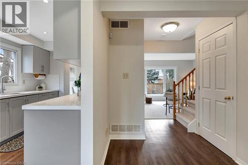 2427 Headon Forest Drive, Burlington, ON - Indoor Photo Showing Kitchen