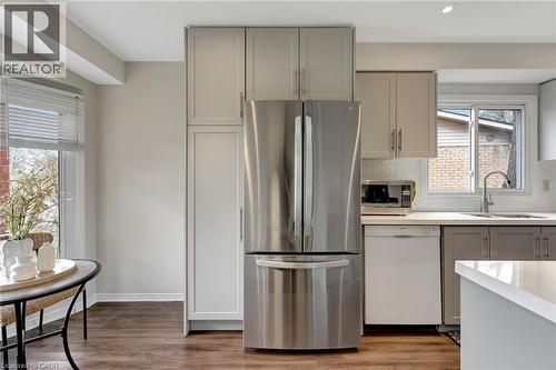 2427 Headon Forest Drive, Burlington, ON - Indoor Photo Showing Kitchen With Stainless Steel Kitchen