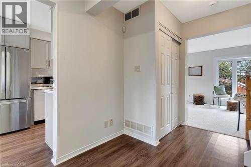 2427 Headon Forest Drive, Burlington, ON - Indoor