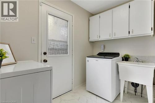 2427 Headon Forest Drive, Burlington, ON - Indoor Photo Showing Laundry Room