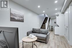 1 - 104 WELLINGTON STREET N  Hamilton, ON L8R 1N3