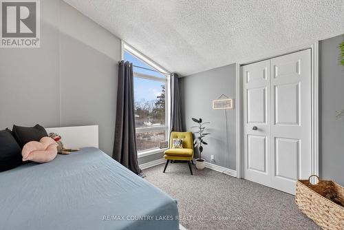 52 Turtle Path, Ramara, ON - Indoor Photo Showing Bedroom