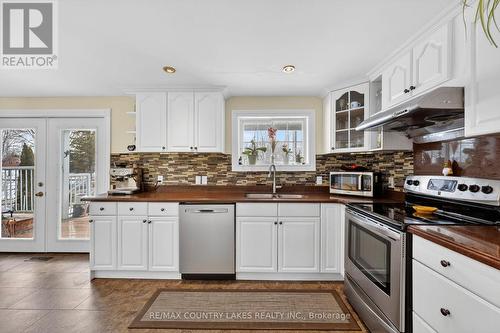 52 Turtle Path, Ramara, ON - Indoor Photo Showing Kitchen With Double Sink