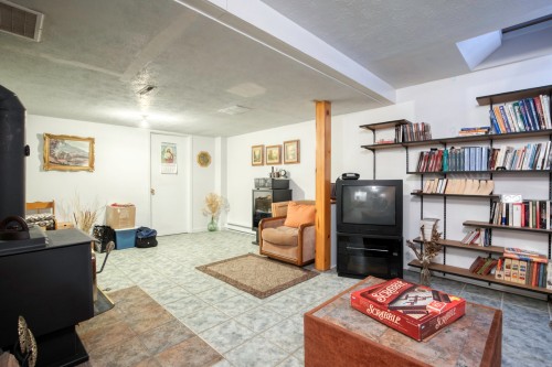 Family Room - 227 Rue Therrien, Saint-Jean-Sur-Richelieu, QC - Indoor Photo Showing Other Room