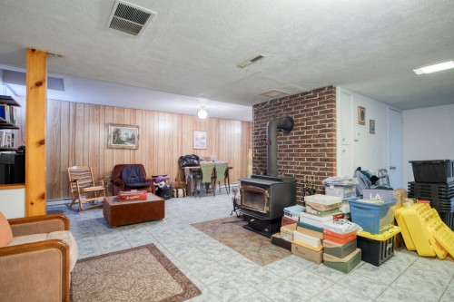 Family Room - 227 Rue Therrien, Saint-Jean-Sur-Richelieu, QC - Indoor