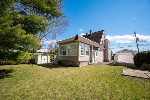 Back of Structure - 227 Rue Therrien, Saint-Jean-Sur-Richelieu, QC - Outdoor