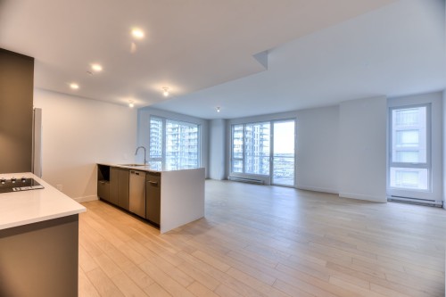 608-3671 Av. Jean-Béraud  Laval (Chomedey), QC H7T 0N5