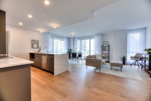 708-3671 Av. Jean-Béraud  Laval (Chomedey), QC H7T 0N5