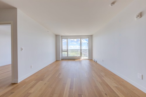 1203-3671 Av. Jean-Béraud  Laval (Chomedey), QC H7T 0N5