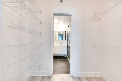 Penderie (Walk-in) - 306-1165 Rue Wellington, Montréal (Le Sud-Ouest), QC - Indoor With Storage