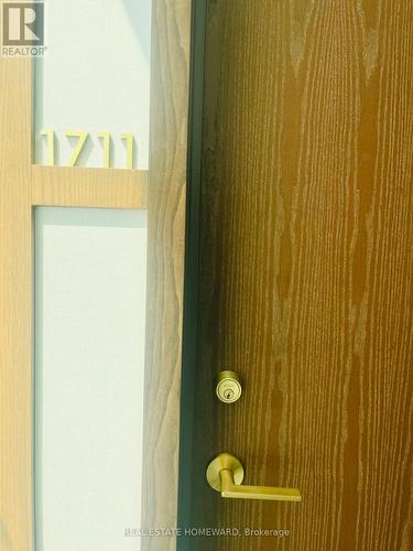 1711 - 1000 PORTAGE PARKWAY  Vaughan, ON L4K 0L1