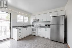 2A - 144 WOLSELEY STREET  Toronto, ON M6J 3R4