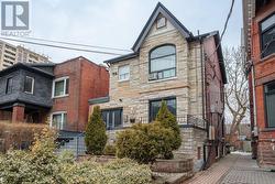 70 MELBOURNE AVENUE  Toronto, ON M6K 1K7
