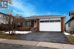 952 MISSISSAUGA VALLEY BOULEVARD  Mississauga, ON L5A 2A2