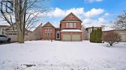 183 VALMONT COURT  Hamilton, ON L9G 5A1