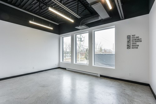 Office - 200-670 Boul. Curé-Poirier O., Longueuil (Le Vieux-Longueuil), QC - Indoor Photo Showing Other Room