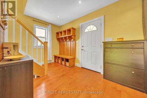 1043 Shaw Drive, Mississauga, ON - Indoor Photo Showing Other Room