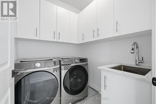 225 Summerview Terrace, Ottawa, ON - Indoor Photo Showing Laundry Room