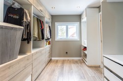 Closet - 