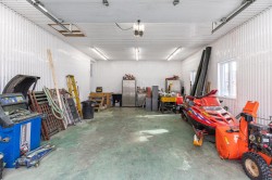 Garage - 