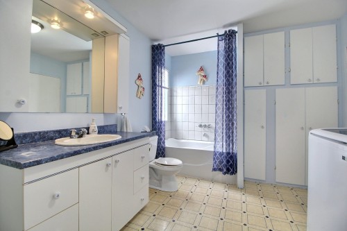 Salle de bains - 369 4E Avenue, Val-D'Or, QC - Indoor Photo Showing Bathroom