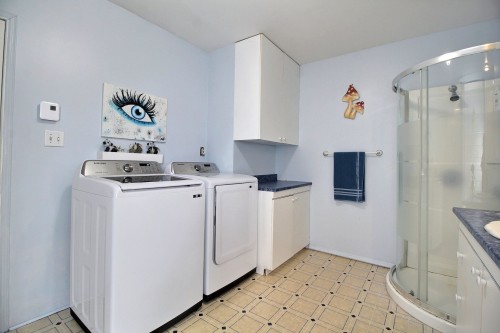 Salle de bains - 369 4E Avenue, Val-D'Or, QC - Indoor Photo Showing Laundry Room