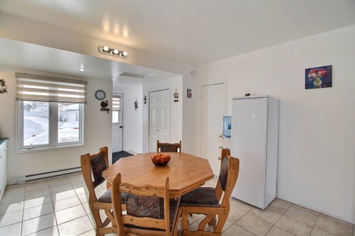 Cuisine - 369 4E Avenue, Val-D'Or, QC - Indoor Photo Showing Dining Room