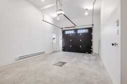 Garage - 