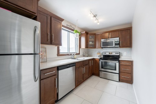 Cuisine - 755 Rue Schubert, Brossard, QC - Indoor Photo Showing Kitchen