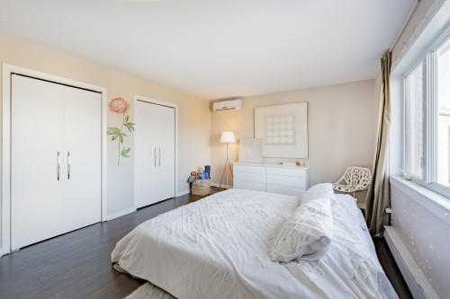 Chambre à coucher principale - 755 Rue Schubert, Brossard, QC - Indoor Photo Showing Bedroom