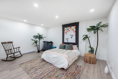 Sous-sol - 755 Rue Schubert, Brossard, QC - Indoor Photo Showing Bedroom