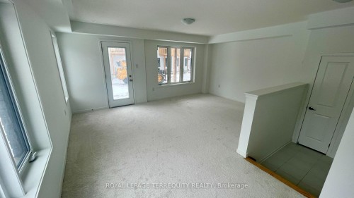 815 Stanstead Path, Oshawa, ON - Indoor Photo Showing Other Room