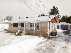 535 Rue Landry  Thetford Mines, QC G6G 4T2