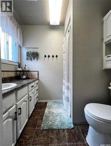 119 Macdonald Place, Swift Current, SK - Indoor Photo Showing Bathroom