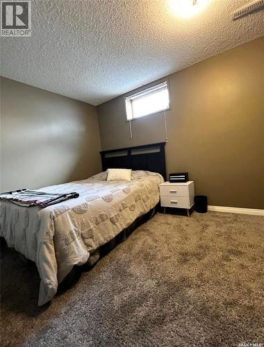 119 Macdonald Place, Swift Current, SK - Indoor Photo Showing Bedroom