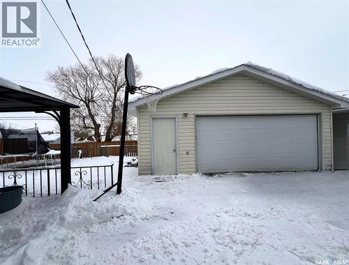 119 Macdonald Place, Swift Current, SK - Outdoor