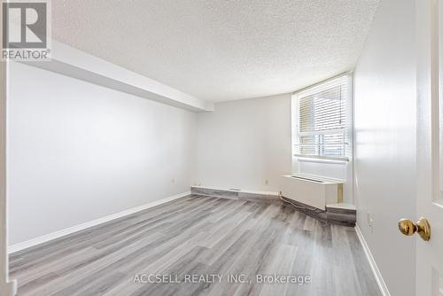 1505 - 363 Colborne Street, London East (East K), ON - Indoor Photo Showing Other Room