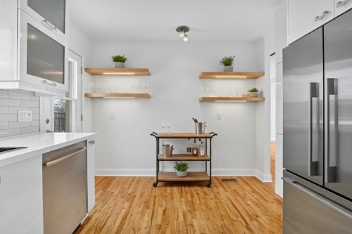Kitchen - 8755 Av. De Chateaubriand, Montréal (Ahuntsic-Cartierville), QC - Indoor Photo Showing Kitchen