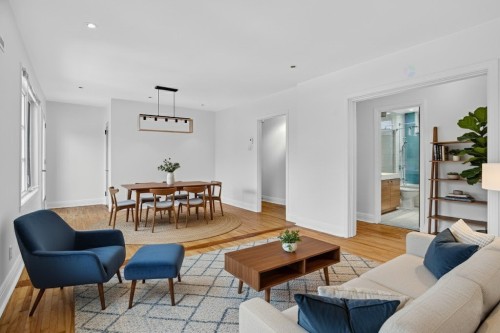 Living Room - 8755 Av. De Chateaubriand, Montréal (Ahuntsic-Cartierville), QC - Indoor Photo Showing Living Room
