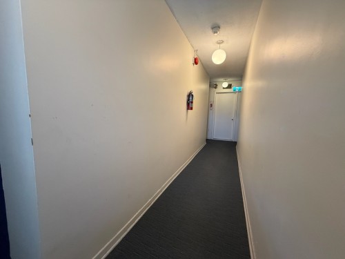 Hall d'entrée/Vestibule - 12-490 Ch. Du Bord-Du-Lac-Lakeshore, Dorval, QC - Indoor Photo Showing Other Room