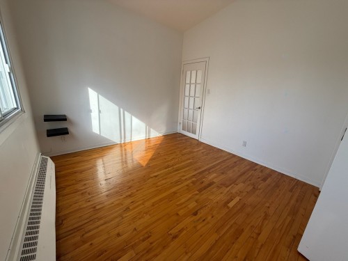 Chambre à coucher - 12-490 Ch. Du Bord-Du-Lac-Lakeshore, Dorval, QC - Indoor Photo Showing Other Room